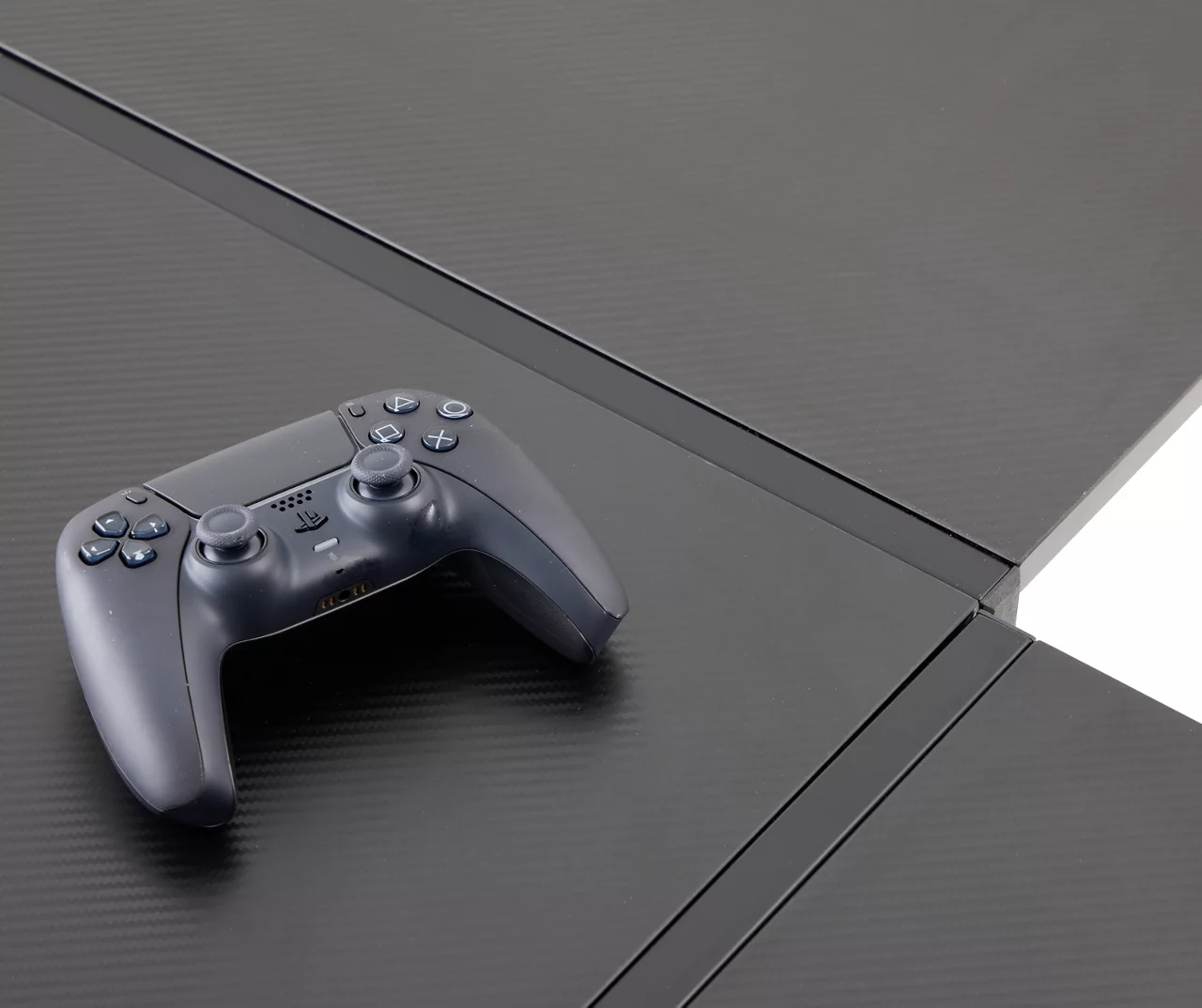 Black L-Shaped LED Gaming Desk with USB Charging Ports & Built-in Power Outlets - Stylish and Functional Modern Desk for Gamers and Professionals - Image 3